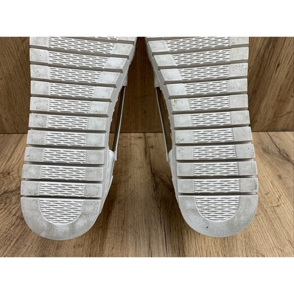 Easy Street Bugsy Slip On Flats Women's Size 11M Egg Shell White 31-7243 - Picture 13 of 15